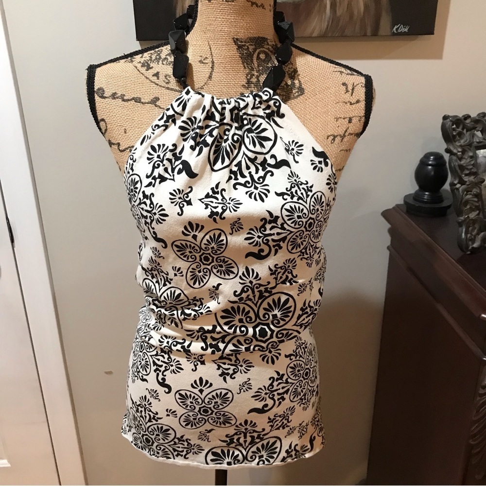 ▪️RARE White House Black Market Beaded Necklace Tank